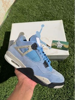 Jordan 4 UNC