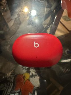 Beats Studio Buds 