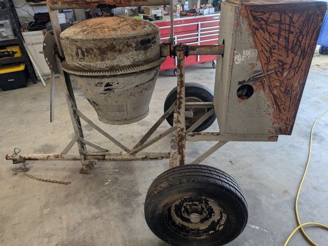 Cement Mixer, Gas, Honda, Towable, Canoga