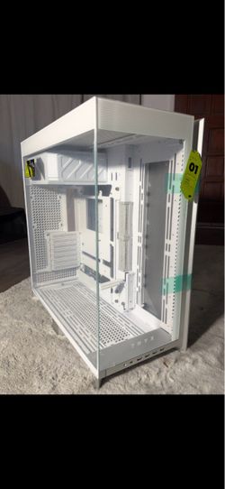 TRYX LUCA L70 Pc case