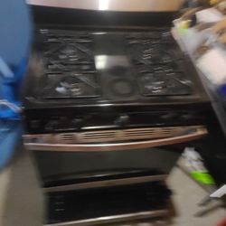 GE Gas Stove