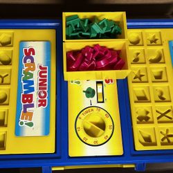 Jr Scramble-shape Matching & Cootie Refresh Board Game 