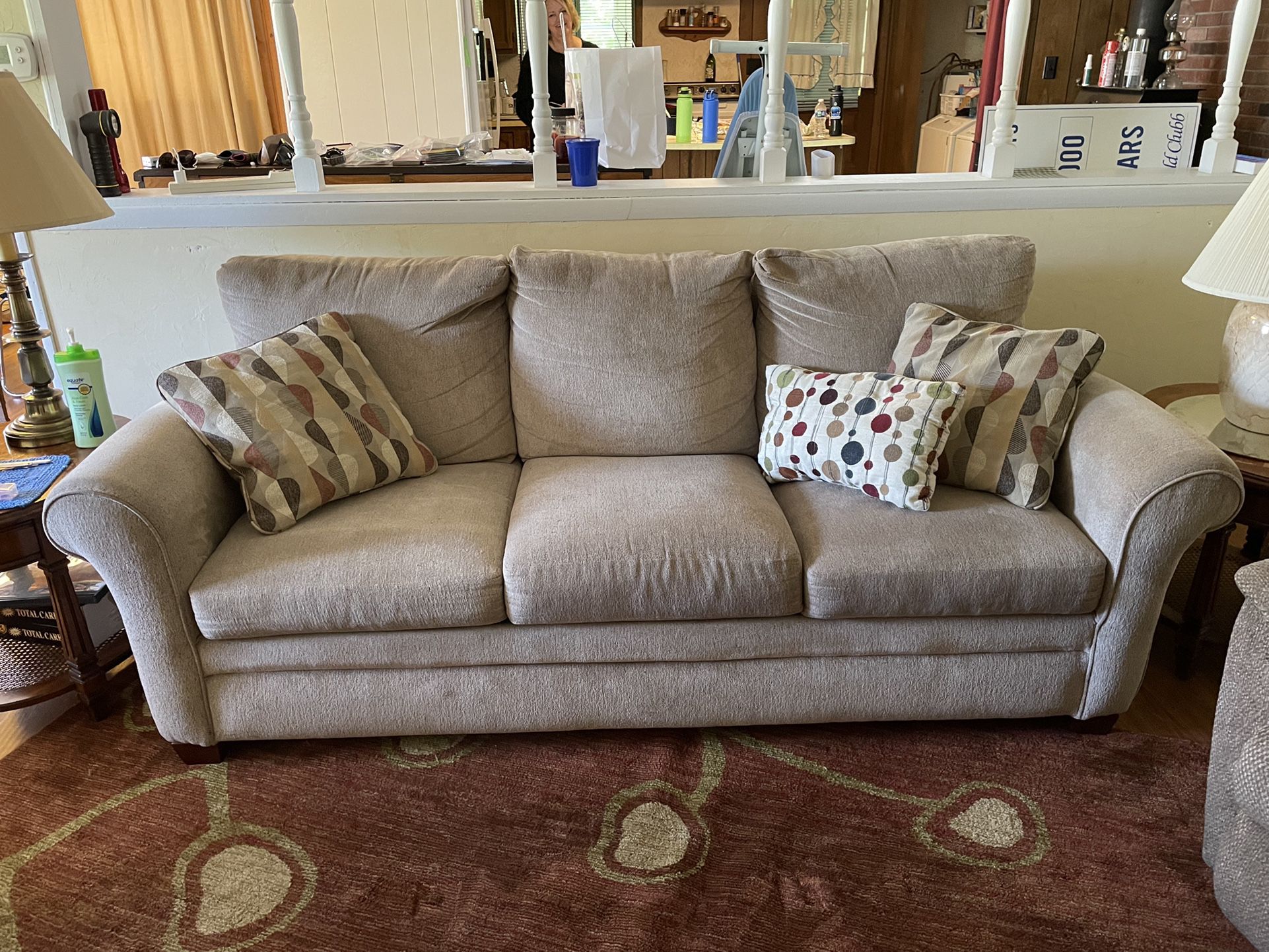 Living Room Furniture - 5 Pieces 
