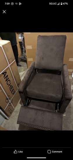 Recliner New