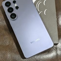 Vendo o Cambio 👌

Samsung Galaxy S26 Ultra 5G 
Tmobile
256gb 12gb ram
Caja y accesorios 
Como Nuevo