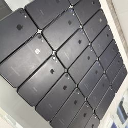 iPhone 7 HOT SALE LIMITED TIME ONLY $99 UNLOCKED STORE WARRANTYV