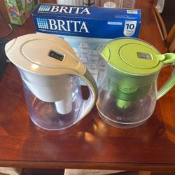 Brita 2 Pitchers And 10 Filters