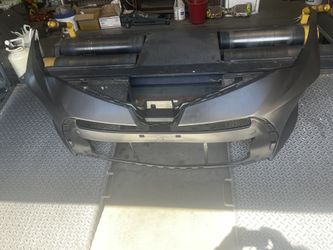2017-19 Toyota Corolla SE Front Bumper Aftermarket Brand new 