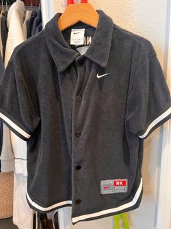 Boys Nike terry clothe shirt size 8