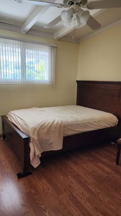 Queen bed set