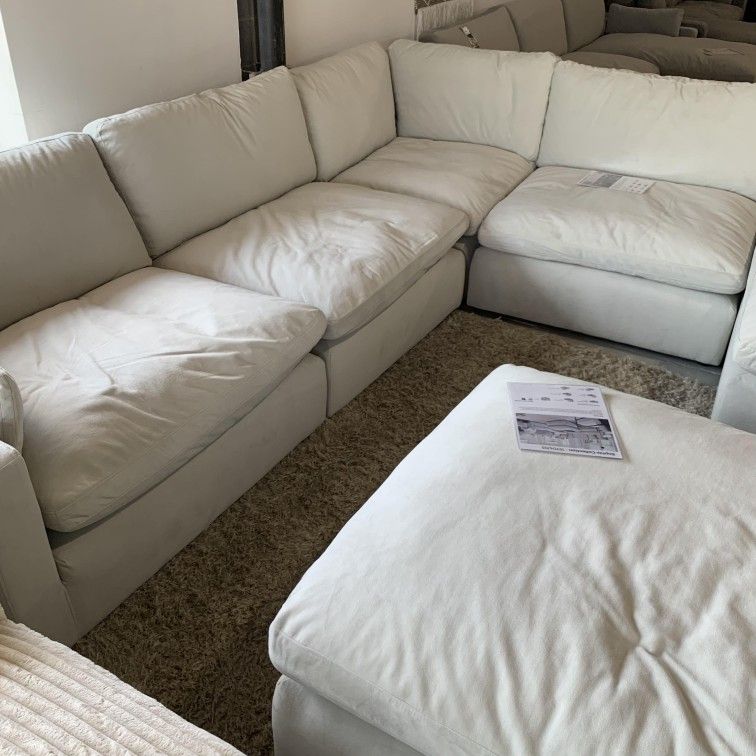 Ultra Comfortable 5 Piece Sectional With Chaise, Living Room// Home Decor