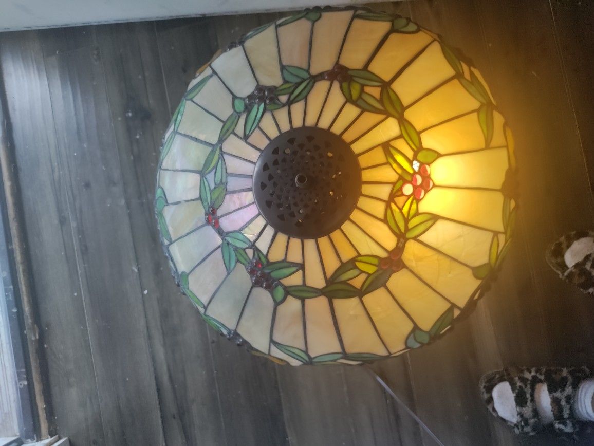 Lamp. Tables. Workin