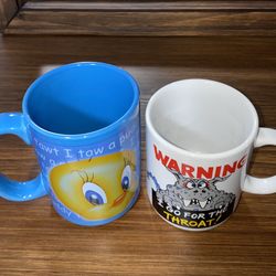 🎁 Rare Vintage Coffee Mug Pair – 1999 Warner Bros + 1986 Hallmark Japan