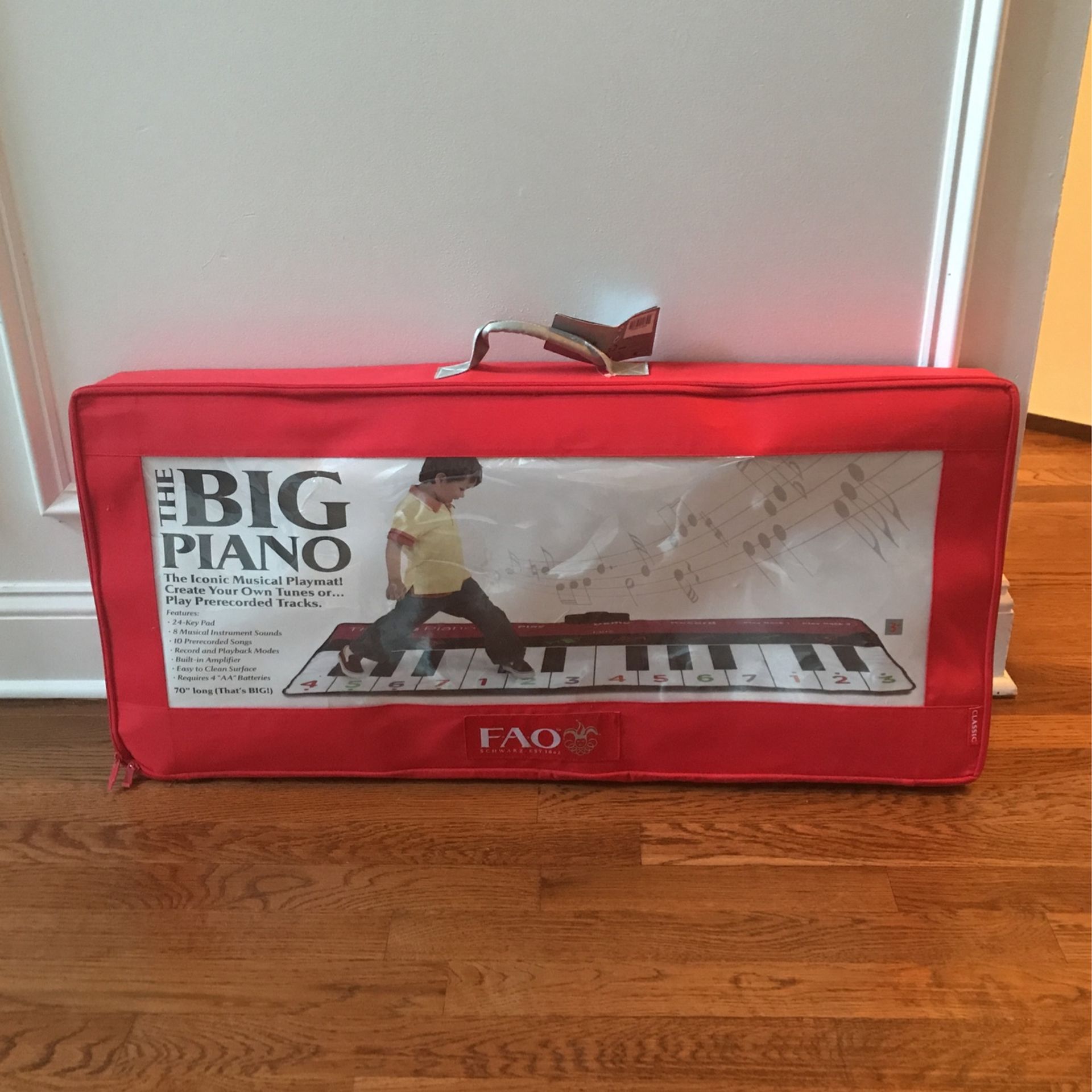 FAO SCHWARZ BIG PIANO
