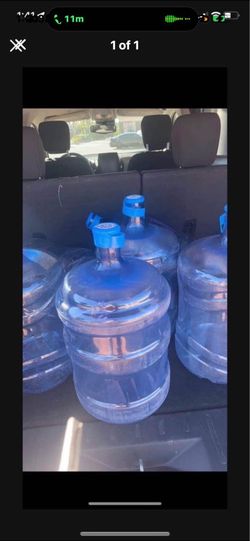 Galon water Each one