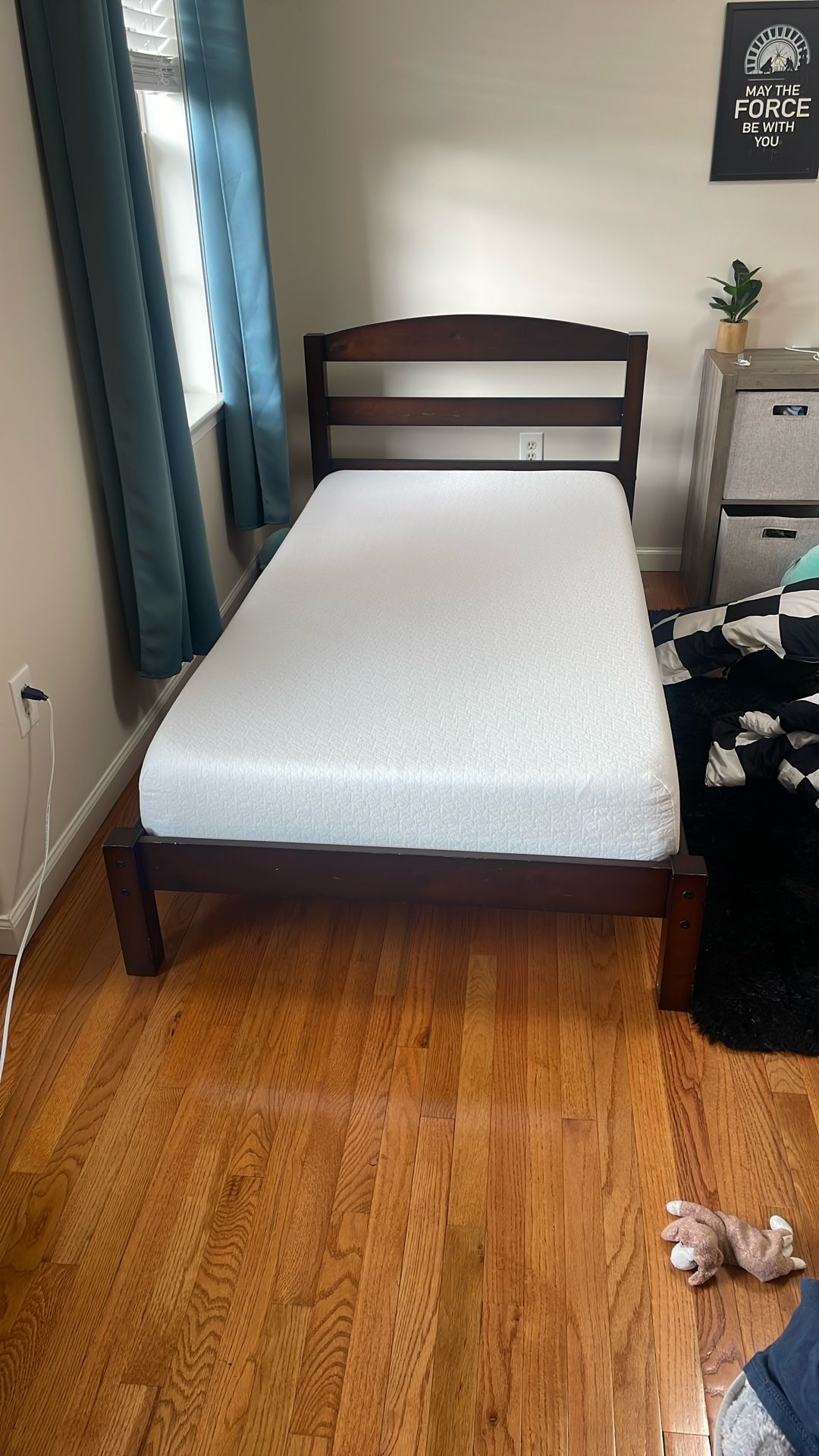 Kids Twin Size Bed, Wood Platform Bed Frame, Espresso