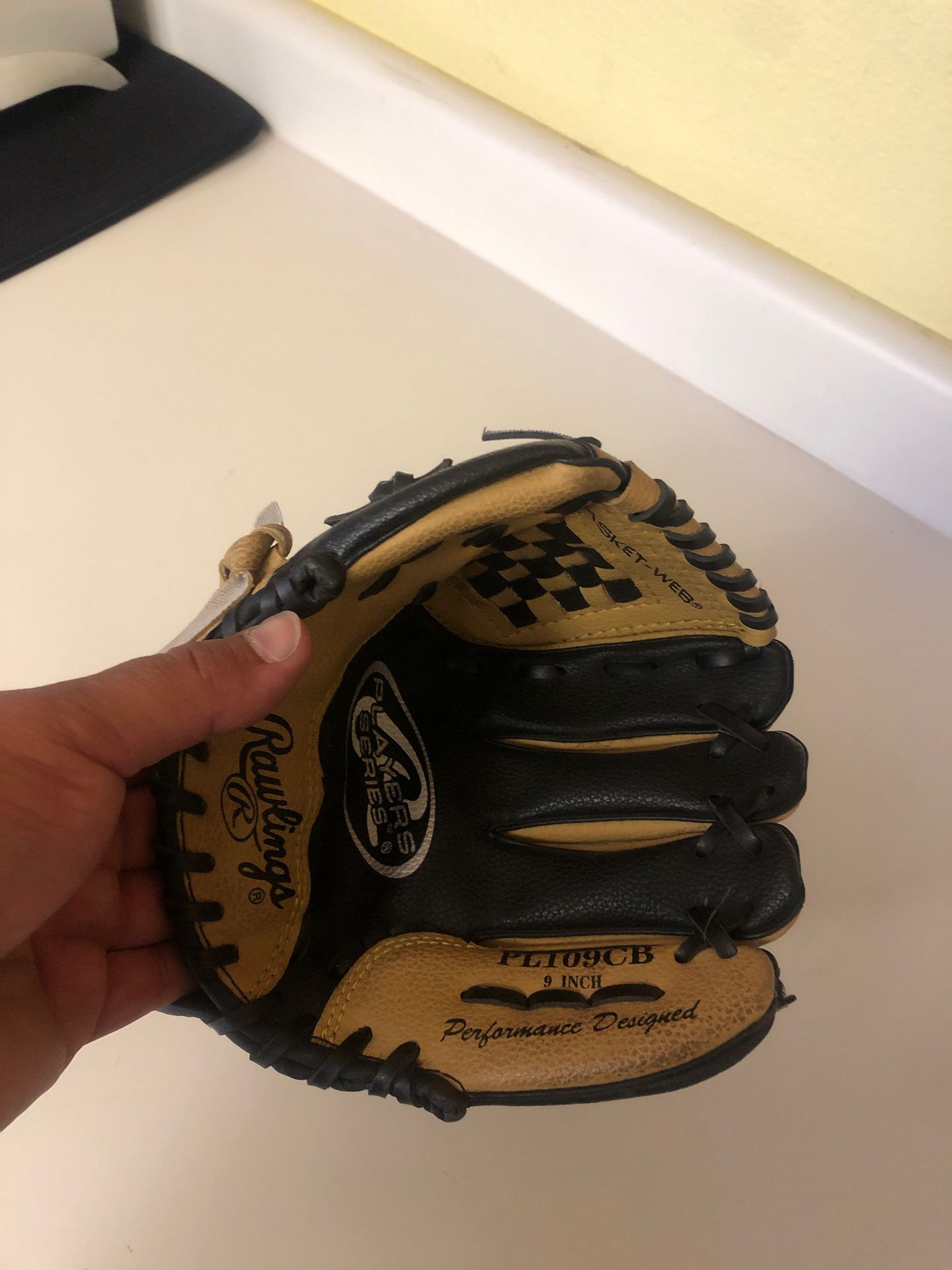Kid’s Baseball glove small