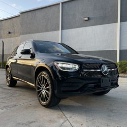 2022 Mercedes GLC 300