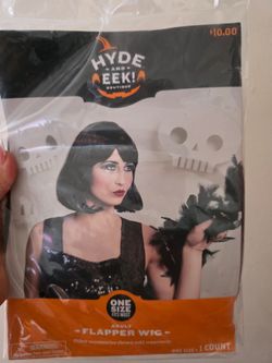 Black Wig ( BRAND NEW ) $5
