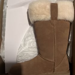UGG Women’s  boots 