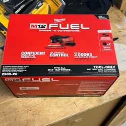 Milwaukee 2585-20 M12 Fuel 6inch Random Orbital Sander 3/16 Tool Only 