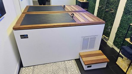 2023 New Renu Hard-Sided Cold Plunge 1-Person with Built-in Chiller - Wilsonville, OR