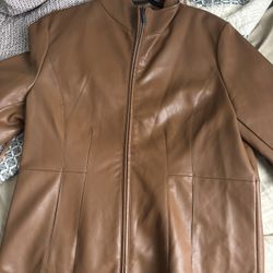 M/L  Jeans Dresses Shirts Tops Sweaters!