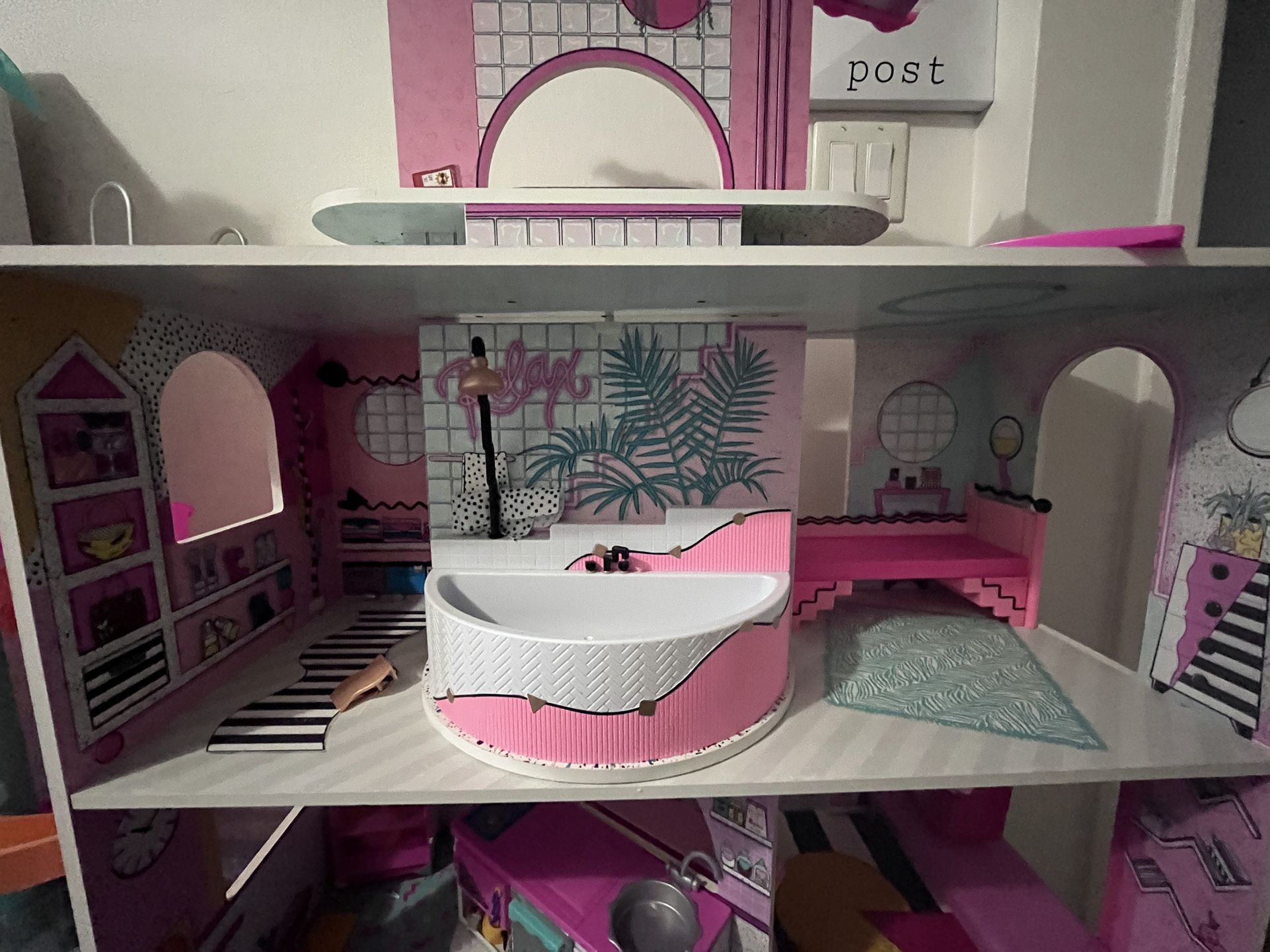 LOL Doll House for Sale in Costa Mesa, CA - OfferUp