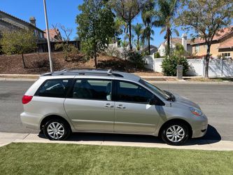 2010 Toyota Sienna