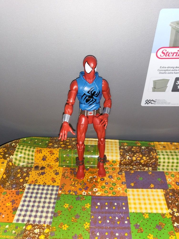 Spider-Man Marvel Legends Scarlet Spider Action Figure