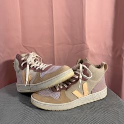 Veja Sneakers