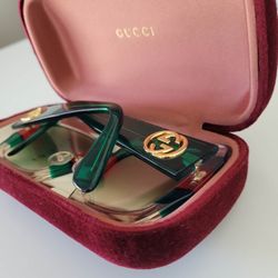 Gucci Sunglass 