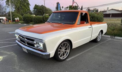 1967 GMC Short Bed Pickup Truck