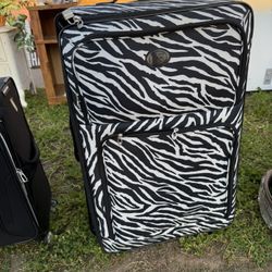 Zebra Large Suitcase 