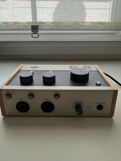Universal Audio audio interface 276