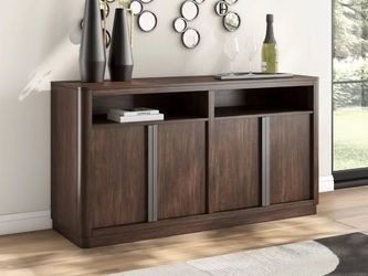 Rich brown finish dining server w/versatile functionality