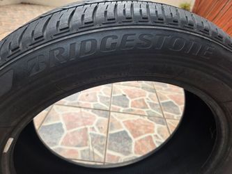Bridgestone 235/55/20