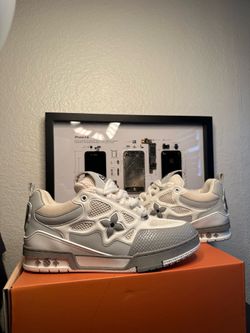 Lv stake gray