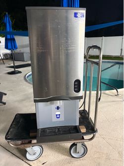Manitowoc CNF0202A Commercial Ice Maker & Water Dispenser