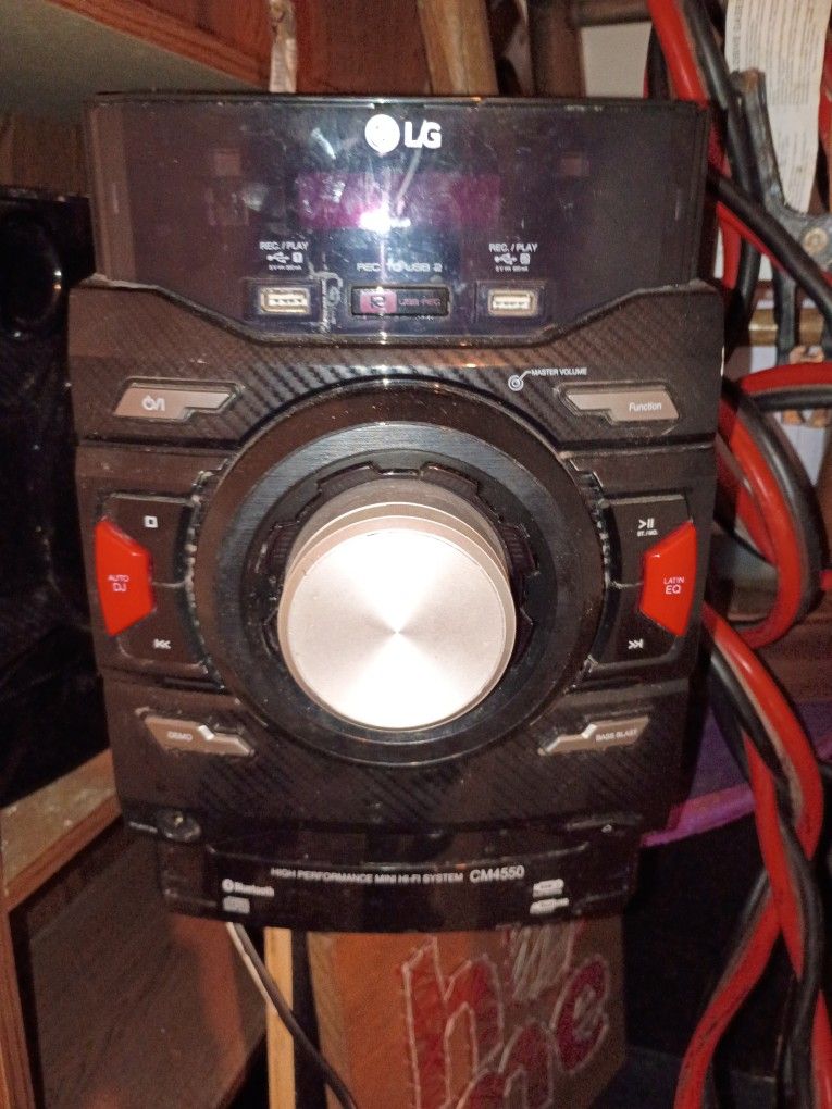 LG Cm4550 700w With Hi-fi Subwoofer 