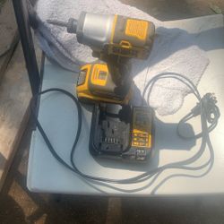 DeWalt  XR 20 Volt Cordless Drill  With Charger