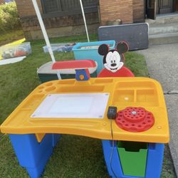Little Tikes Activity Desk With Working Lights
