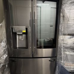 LG - Smart Refrigerator - Black Stainless Steel $1,998