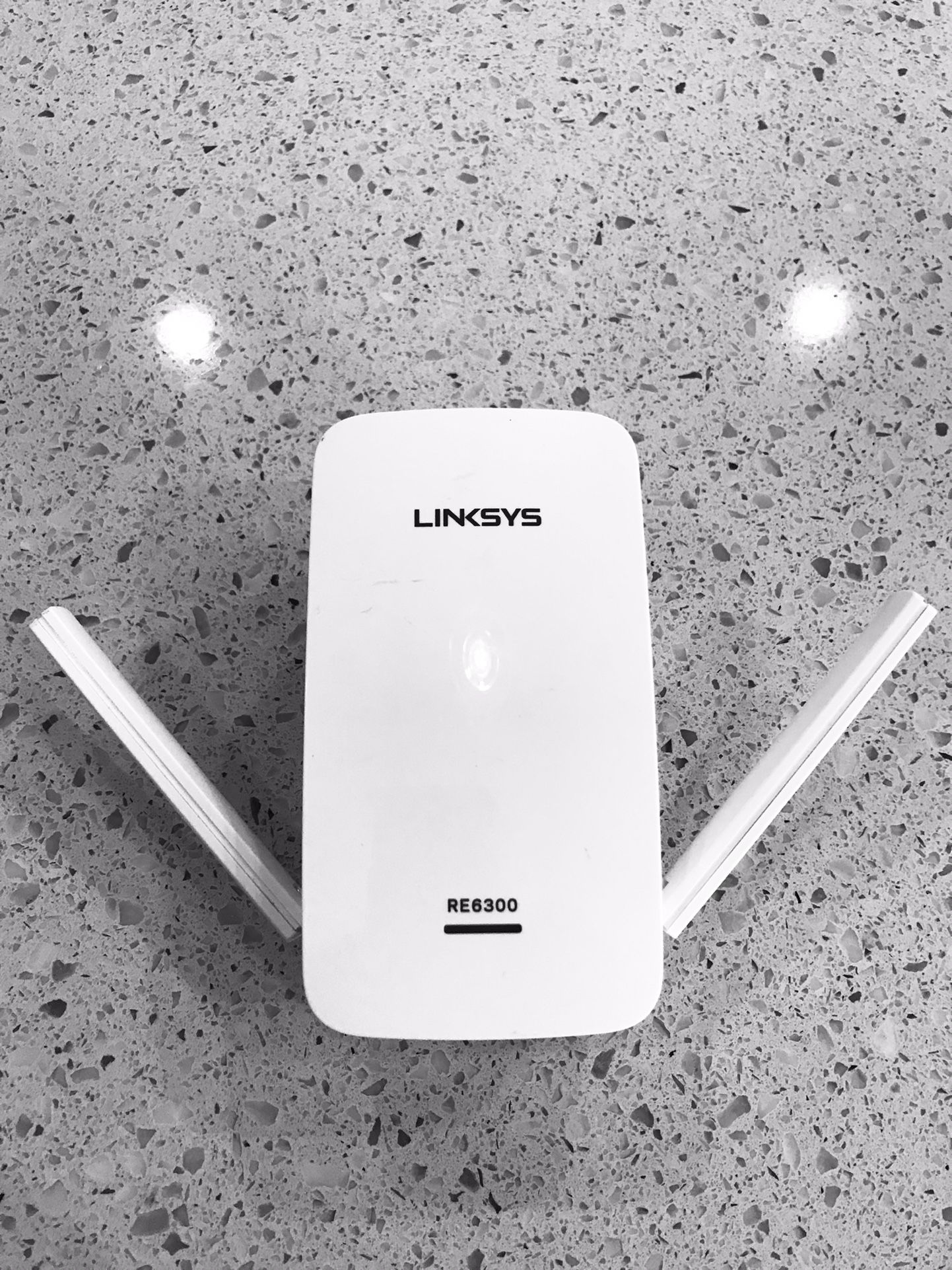 Linksys RE6300 WiFi Range Extender