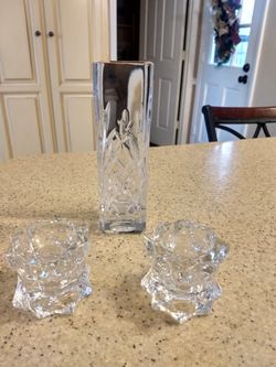 Crystal vase and glass candle holders