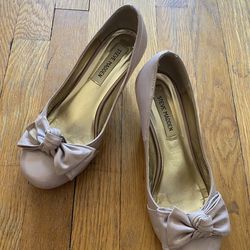 Steve Madden heels with bowknot
