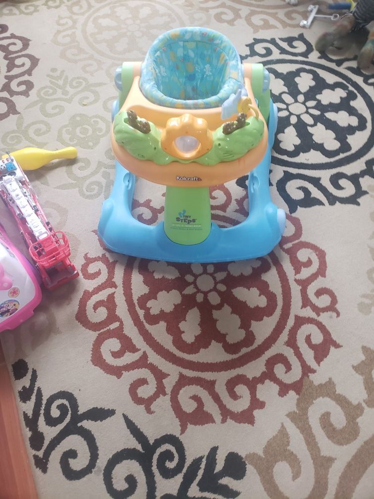 Baby walker toy