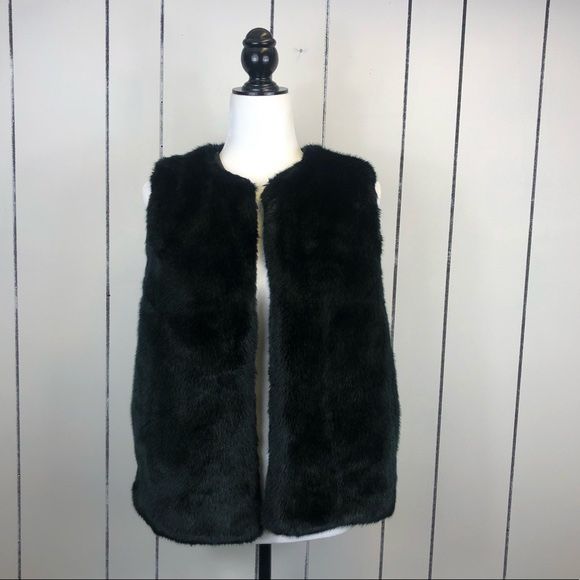 Black Faux Fur Vest Sz M