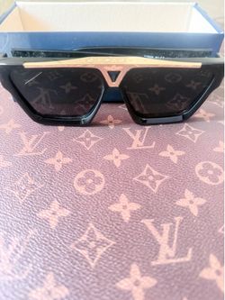 Evidence Sunglasses