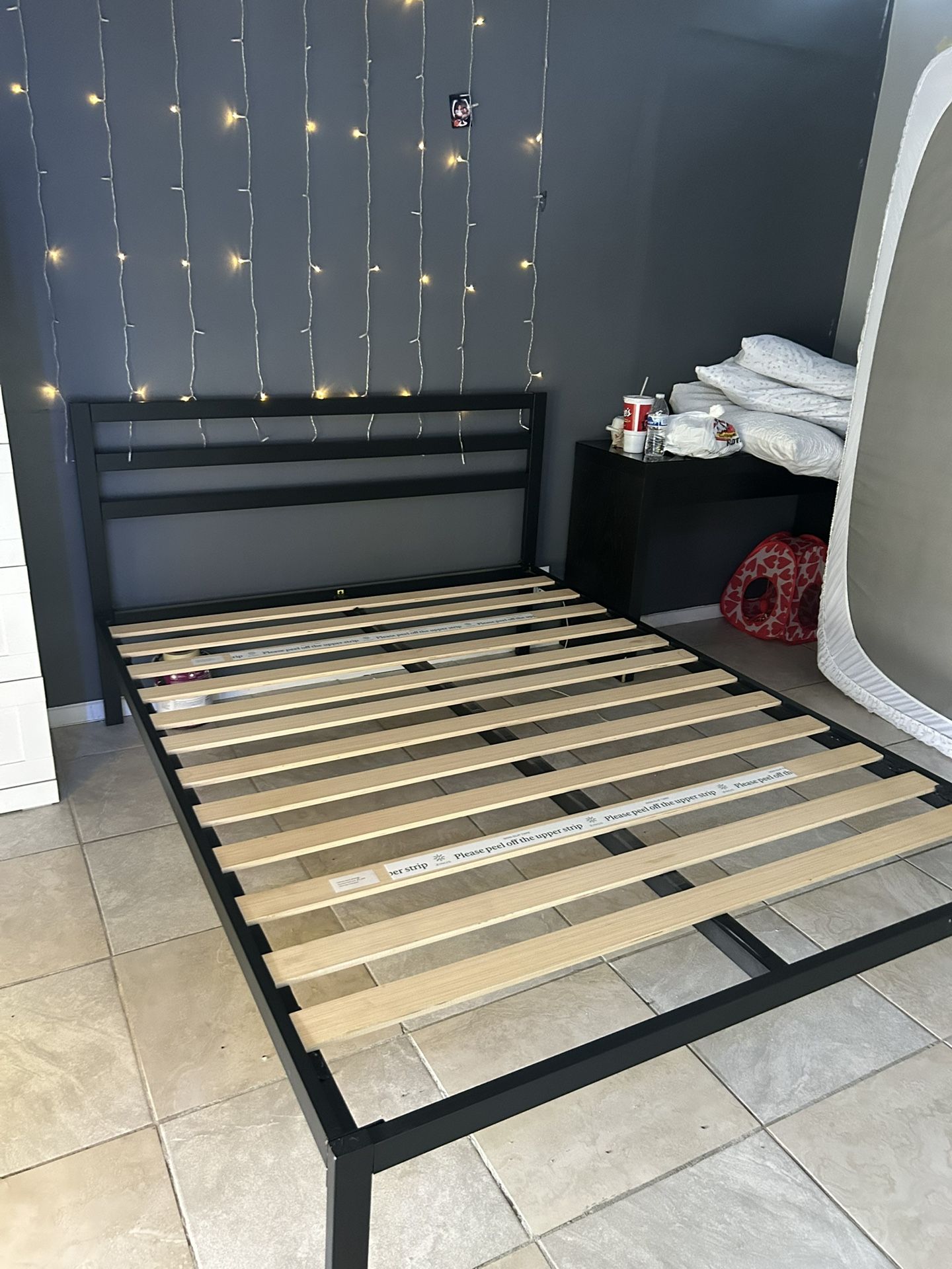Metal Bed Frame Queen Size
